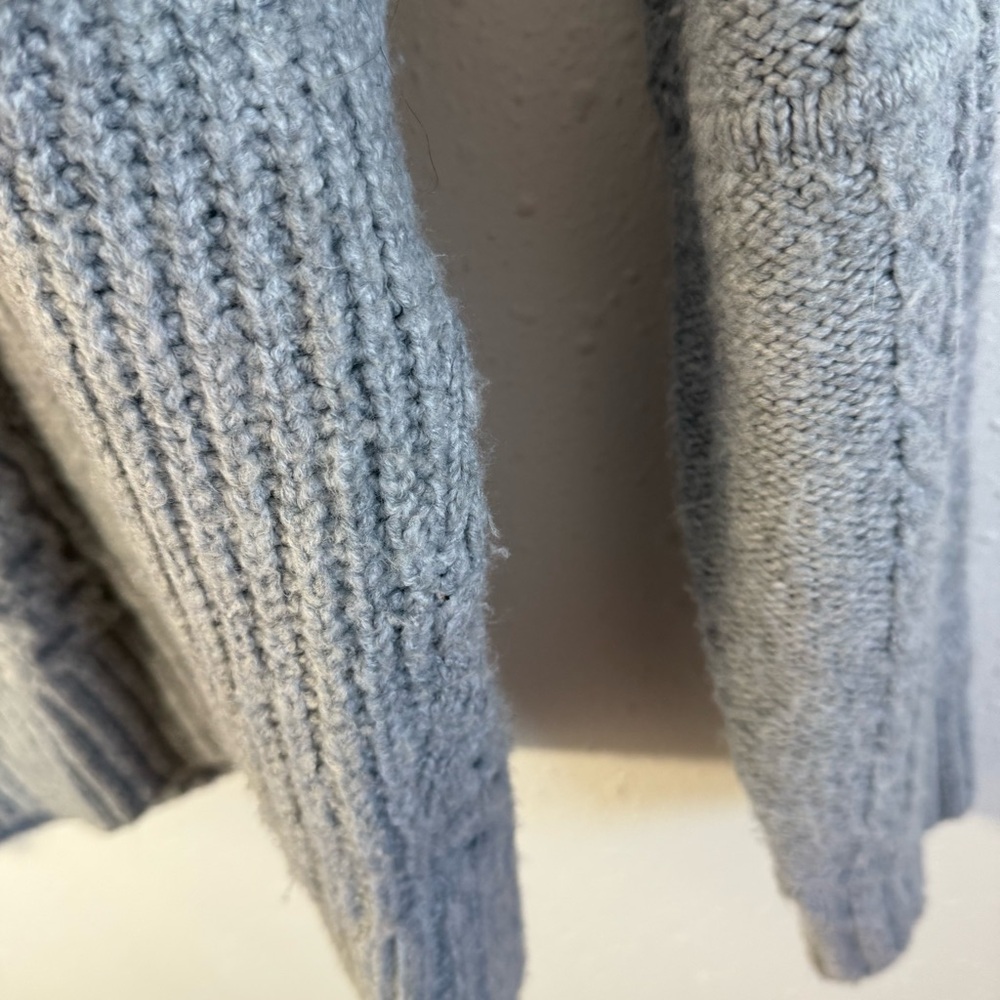 American Eagle‎ Outfitters Gray Cowl Neck Sweater - Picture 6 of 6